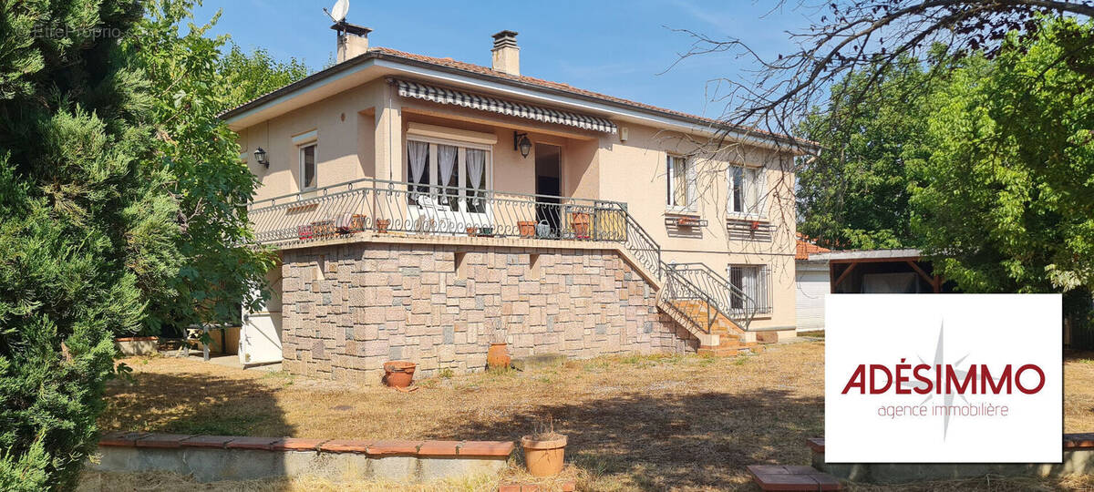 Maison à MAUZAC