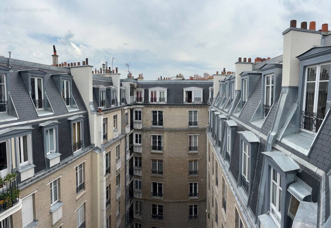 Appartement à PARIS-19E