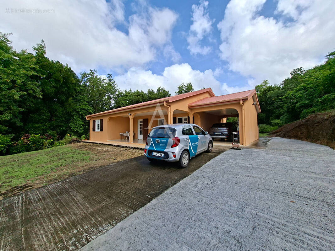 Maison à SCHOELCHER