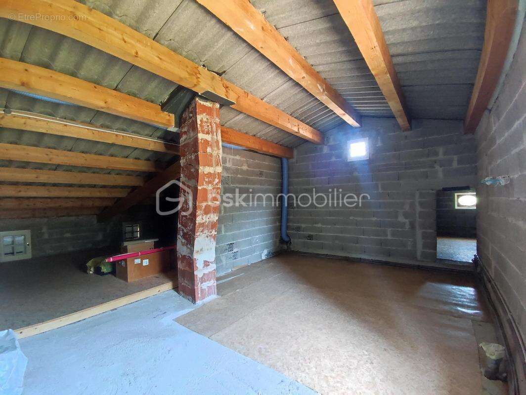 Maison à PIERRELATTE