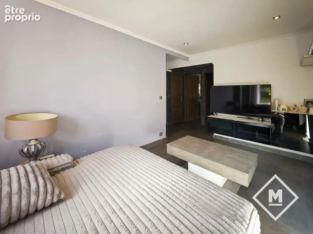 Lumineux 2 pièces Marseille 12ème, quartier Beaumont, 137000€ - photo 3