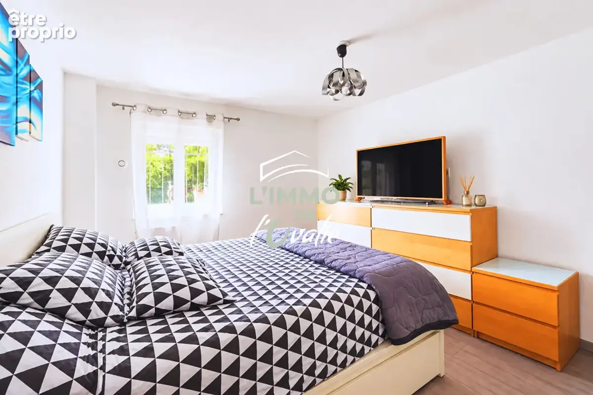 BRUGUIÈRES - MAISON 176 m² - 2 LOGEMENTS sur parcelle de 1 180 m² - photo 10