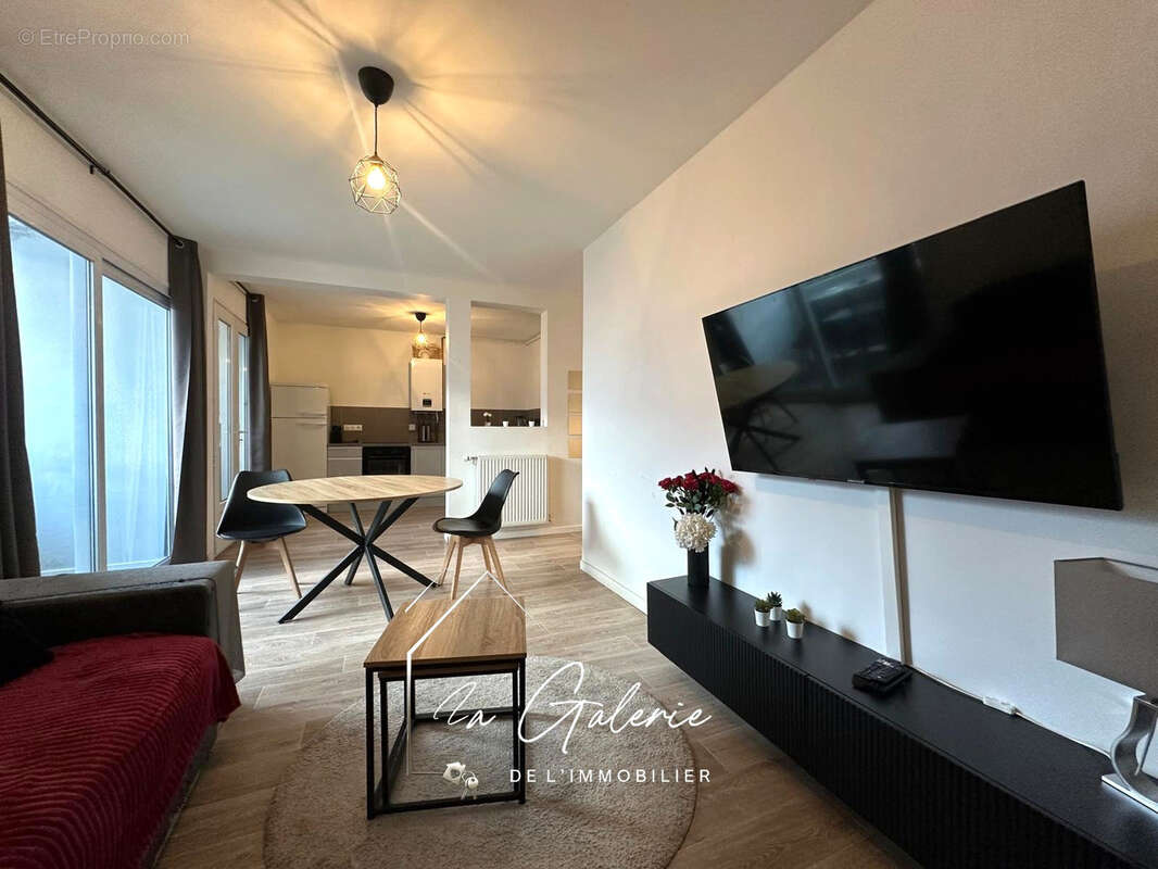 Appartement à LE PONT-DE-CLAIX