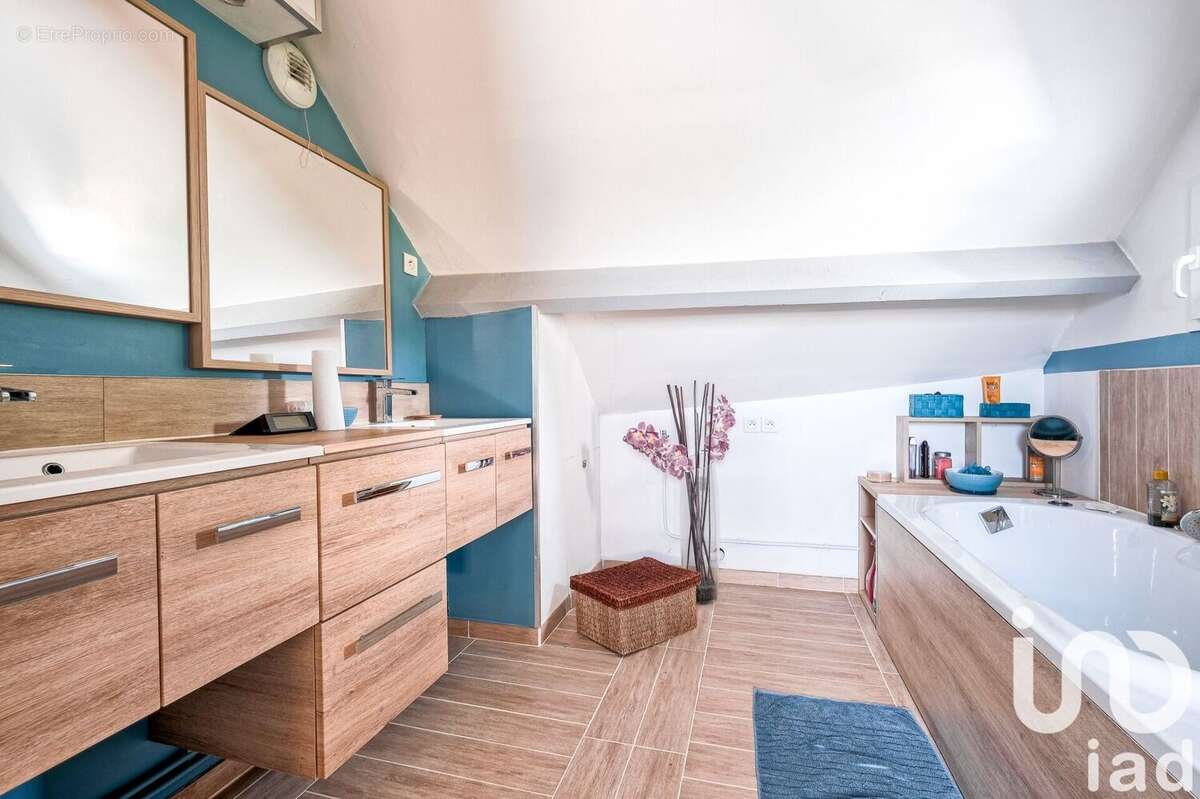 Photo 8 - Maison à GUERARD