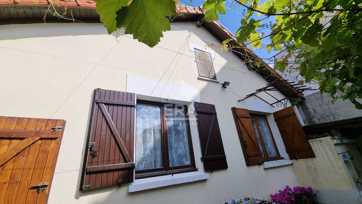 Maison à NEUILLY-SUR-MARNE