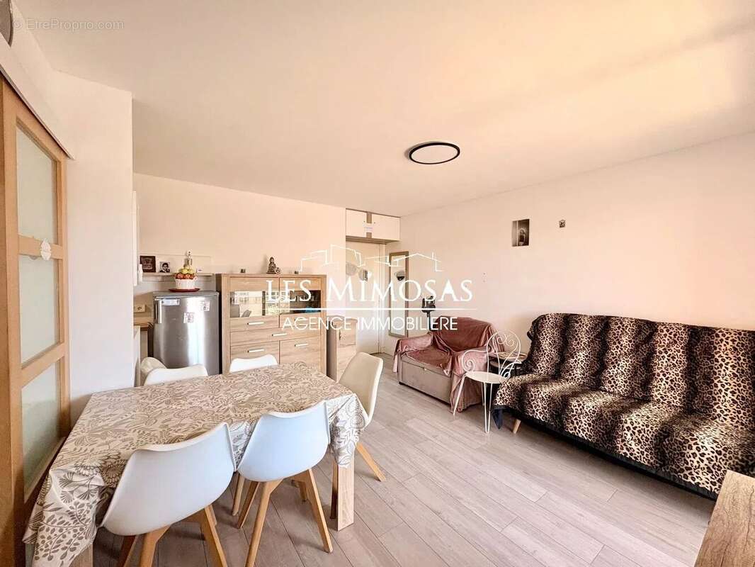 Appartement à FREJUS