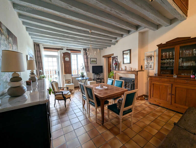 Maison à VITRY-AUX-LOGES