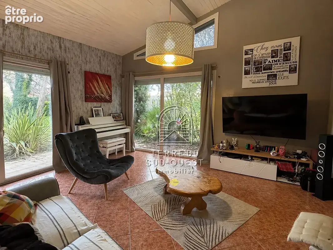 Villa et ses 2 appartements sur 32000m2 constructibles, HINX - photo 4