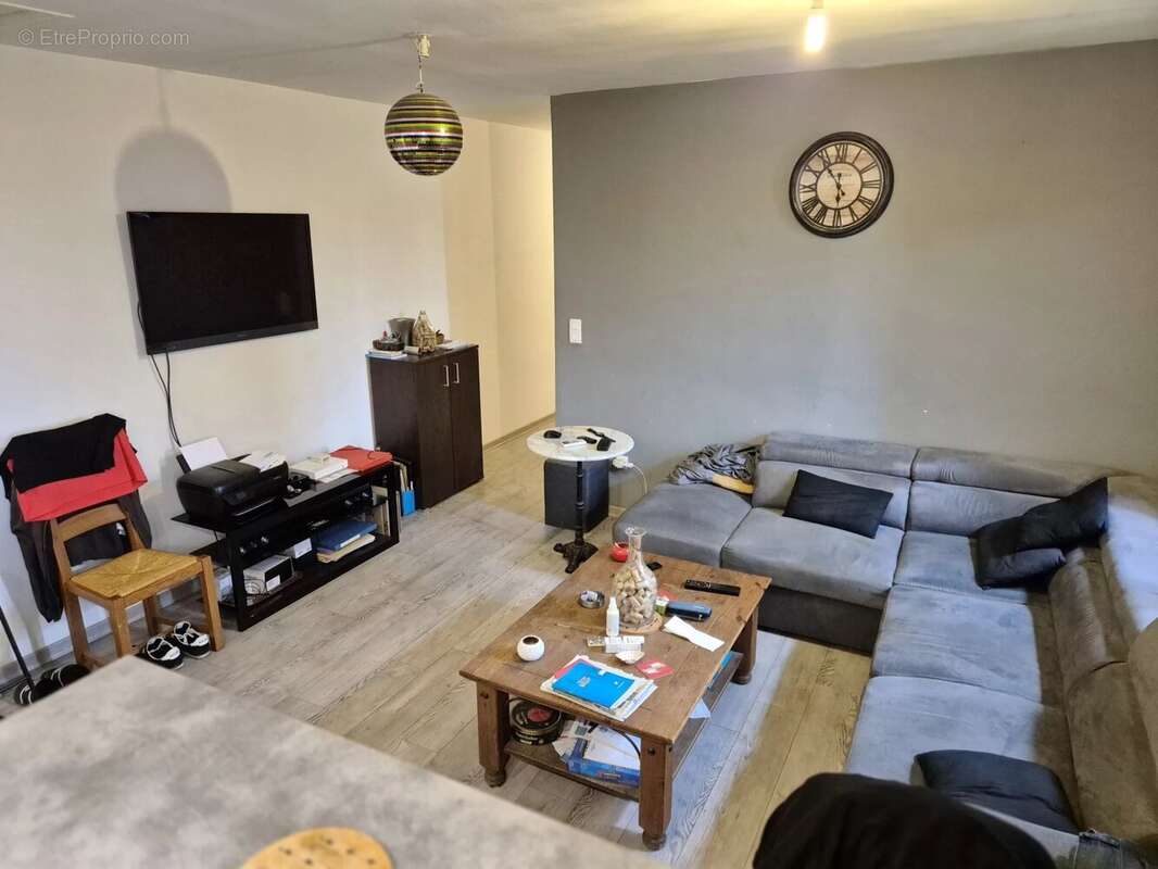 Appartement à RIBAUTE-LES-TAVERNES