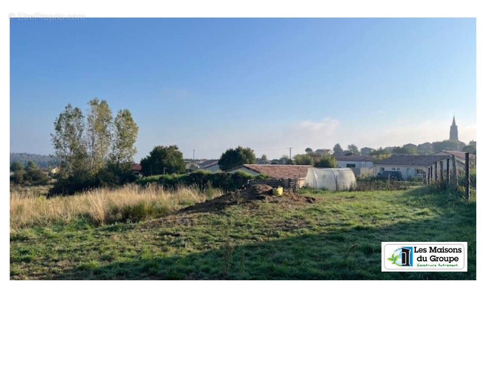 Terrain à PREAUX