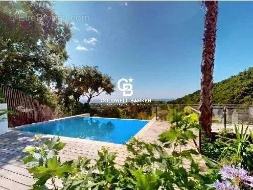 Maison à CAVALAIRE-SUR-MER