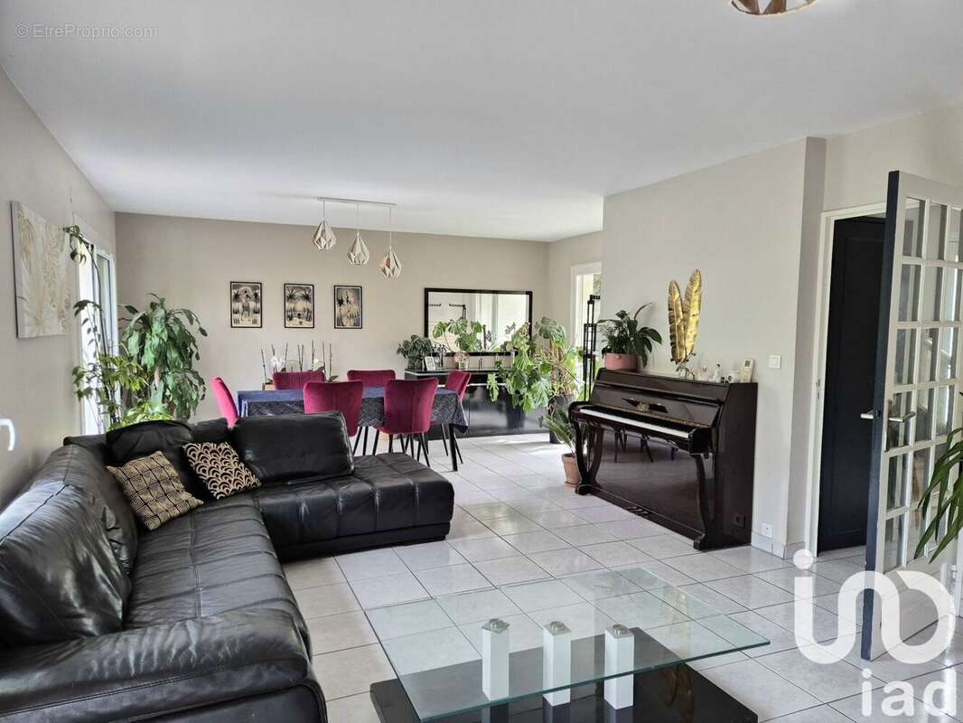 Photo 7 - Maison à SAINT-GERMAIN-LES-CORBEIL