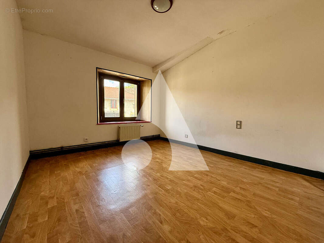 Maison à NAIVES-ROSIERES