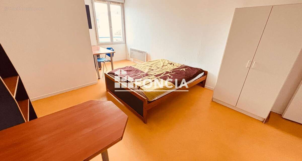 Appartement à FONTAINE