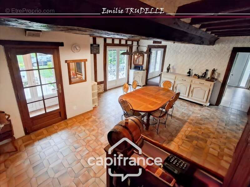 Maison à vendre 6 pièces 138m² TORCE EN VALLEE (72) - 3/4 chambres + appartement, Etang, bassin sur parc paysagé de 8500m² - photo 4
