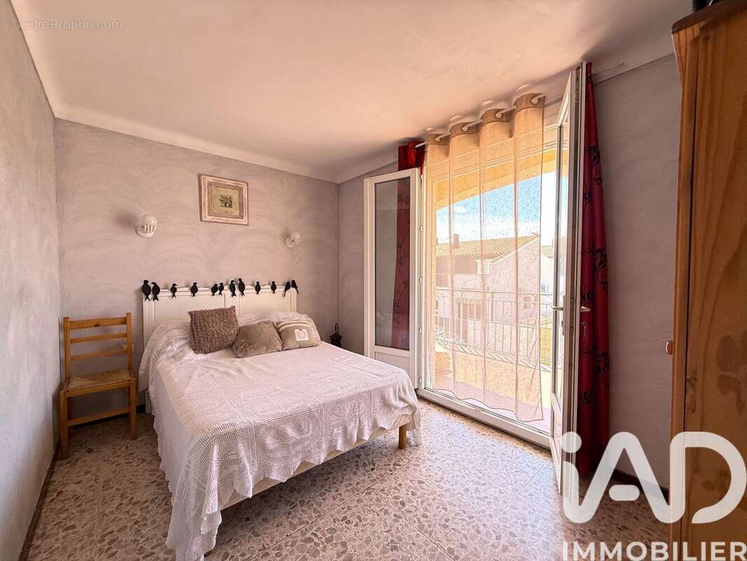 Maison 98 m² à Saint-Cyprien  - photo 7