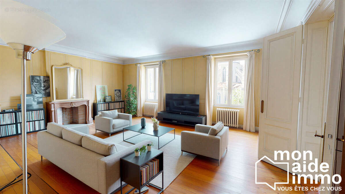 Appartement à BORDEAUX