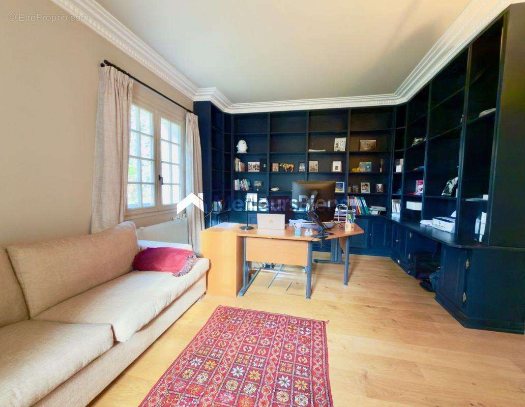 Maison à FEUCHEROLLES