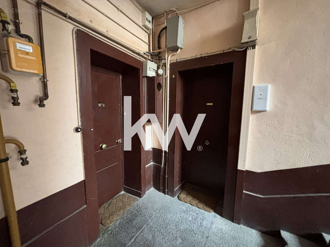 Appartement à SAINT-ETIENNE