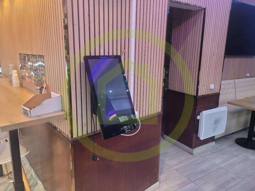 Commerce à PARIS-15E