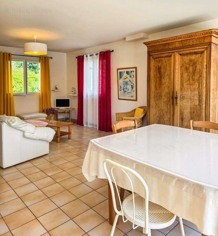 Maison 148 m² à Sene  - photo 9