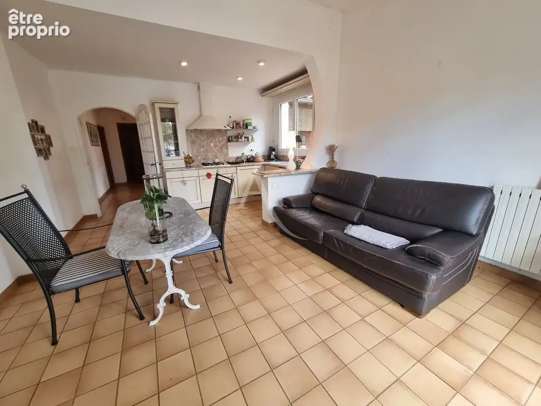 Charmante maison familiale 174m², 5 chambres avec jardin et Garage - photo 4