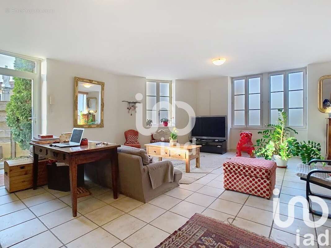 Photo 2 - Maison à SAINT-ETIENNE-SUR-CHALARONNE