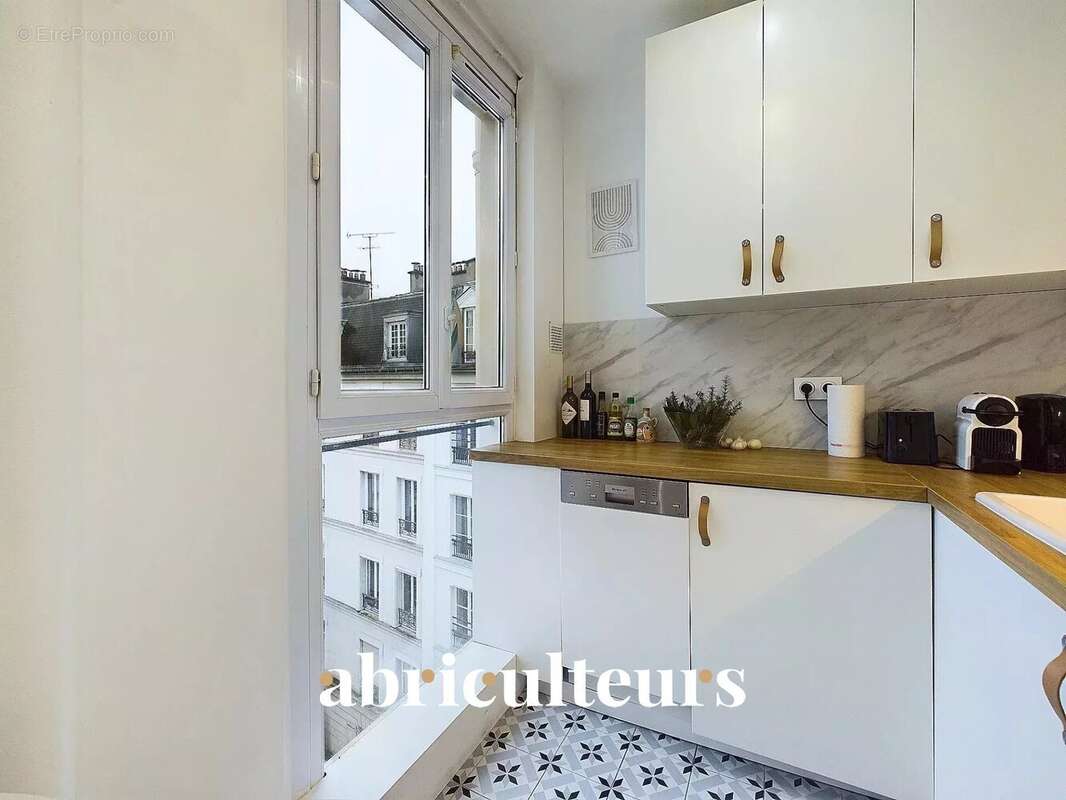 Appartement à PARIS-9E