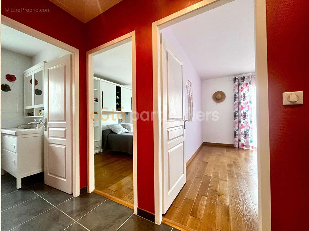 Maison de plain-pied  pas de l'océan Meschers-sur-Gironde - photo 12