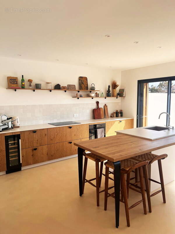 Photo 2 - Maison à SAINT-JULIEN-EN-BORN