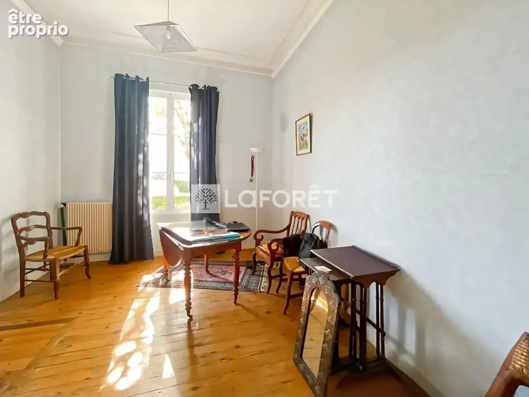 Maison de charme en pierre de 232 m²  à LIBOURNE - photo 9