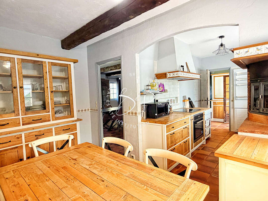Charmante maison située sur les hauteurs d'un hameau de Lorgues - photo 12