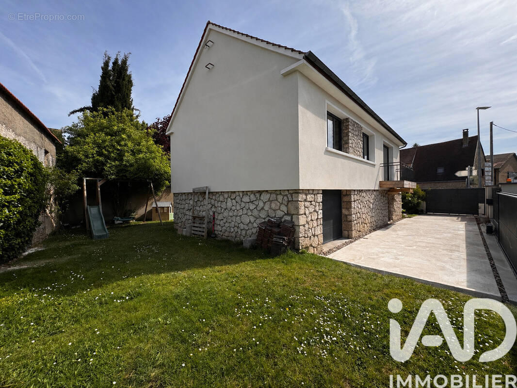 Photo 1 - Maison à GALLARDON