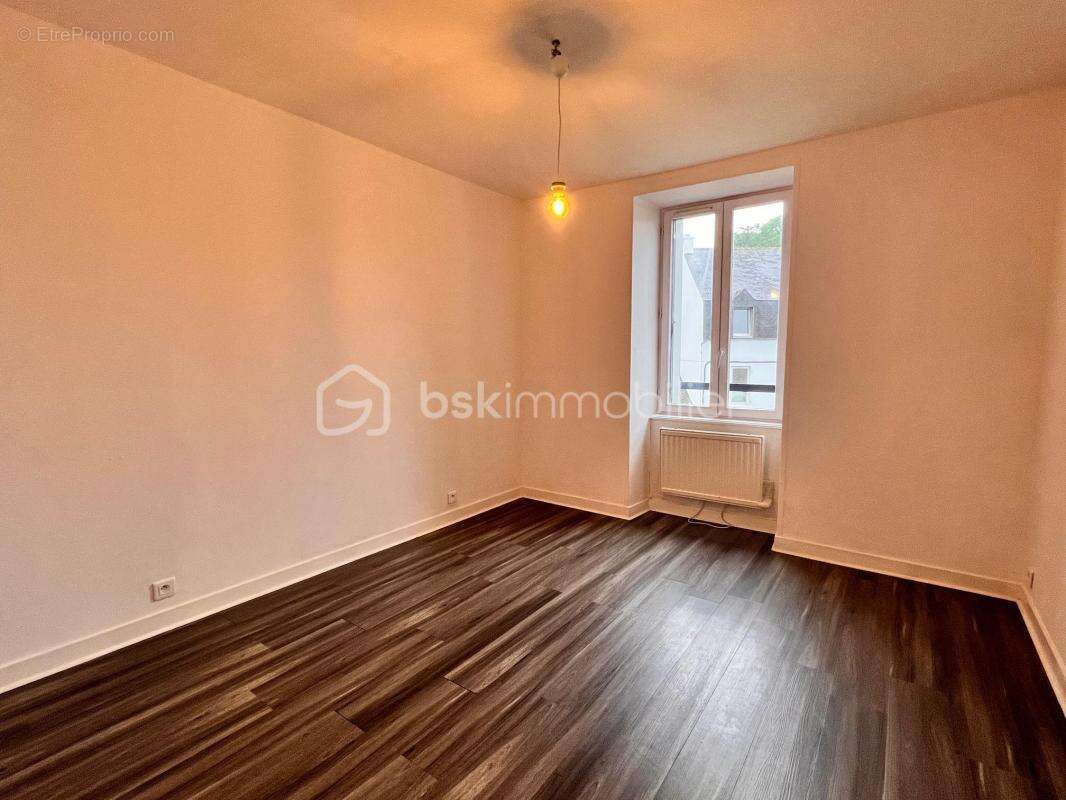 Appartement à CHATEAULIN