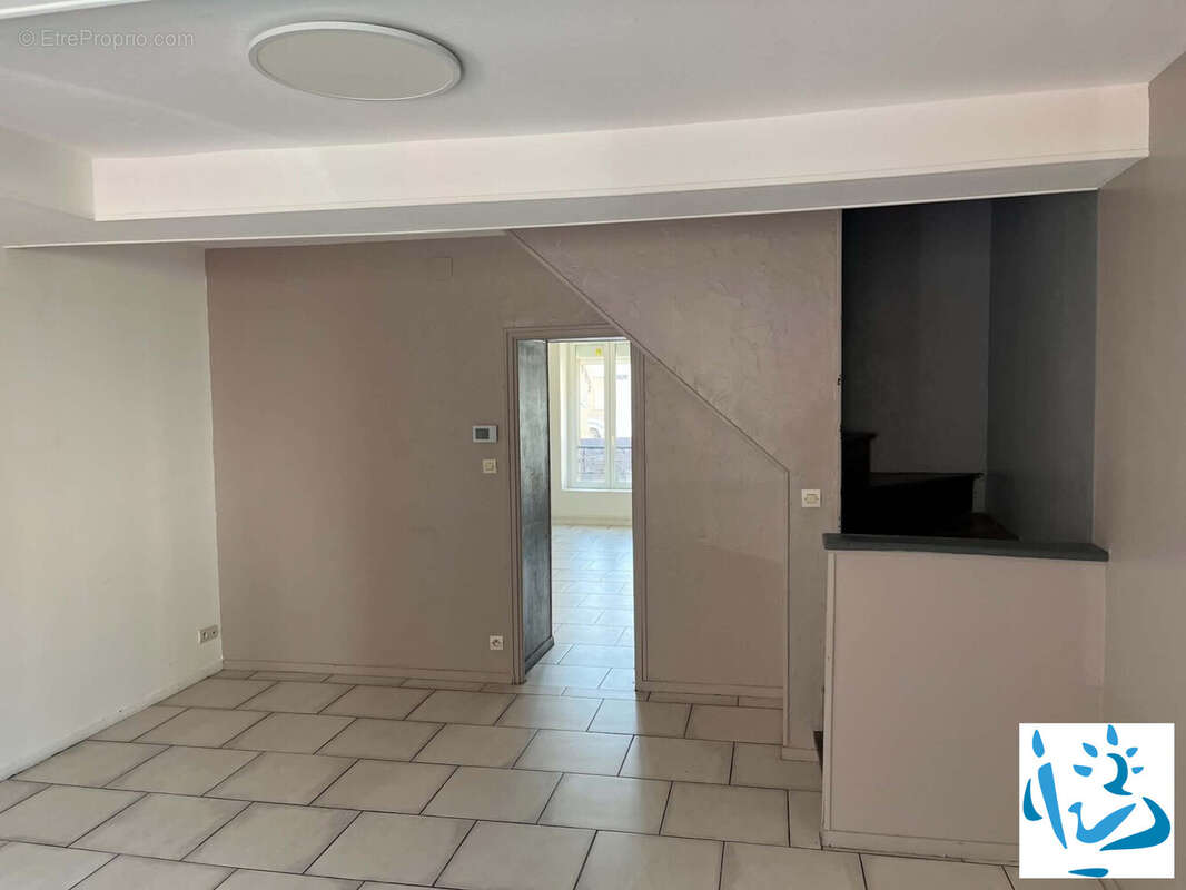 Maison 226 m² à Raucourt-Et-Flaba  - photo 3