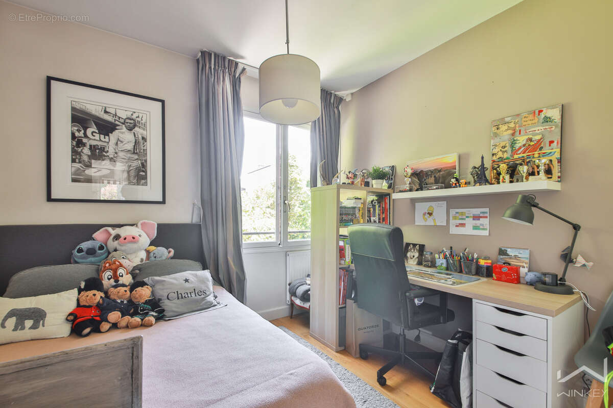 Neuilly-sur-Seine — Quartier Chézy — Rare 3 chambres de 106 m2 dans un écrin de verdure - photo 9