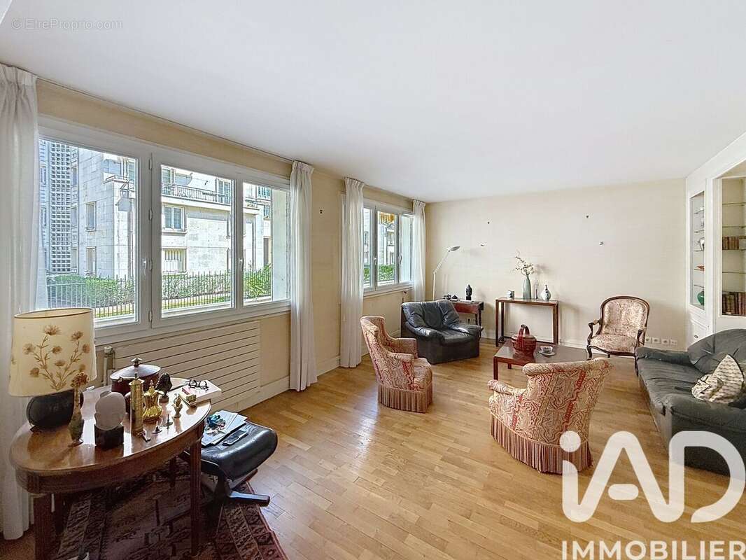 Photo 3 - Appartement à PARIS-17E