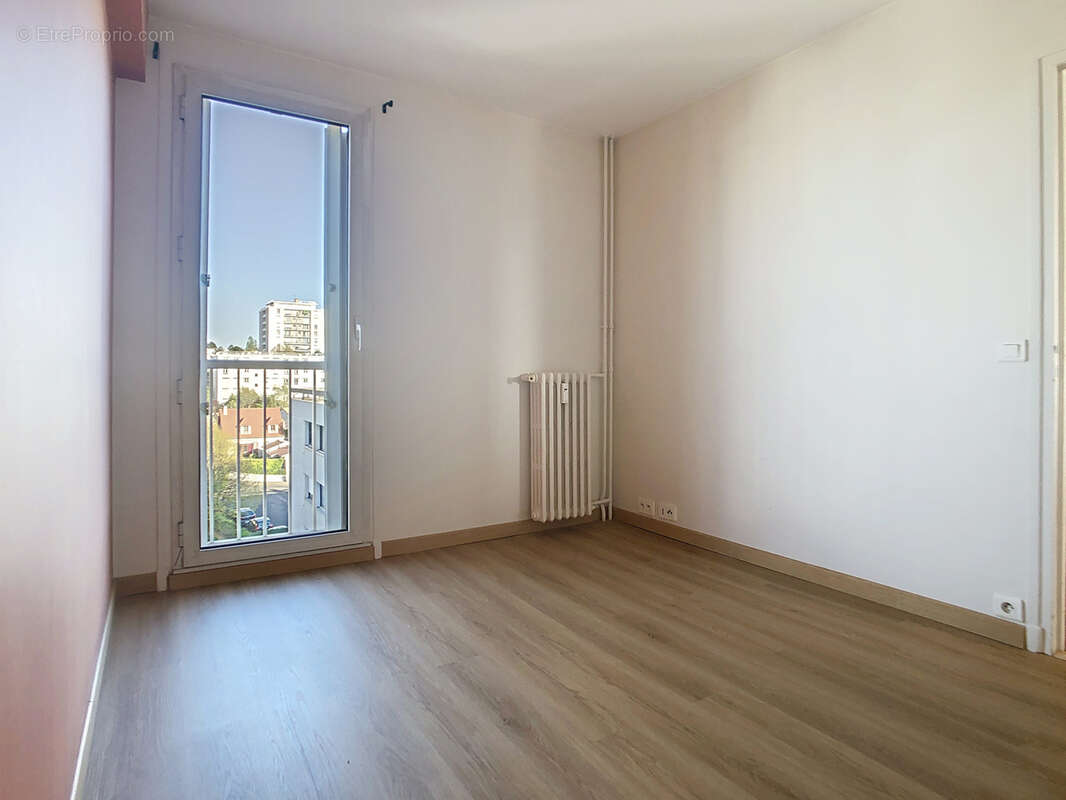 Appartement à RUEIL-MALMAISON