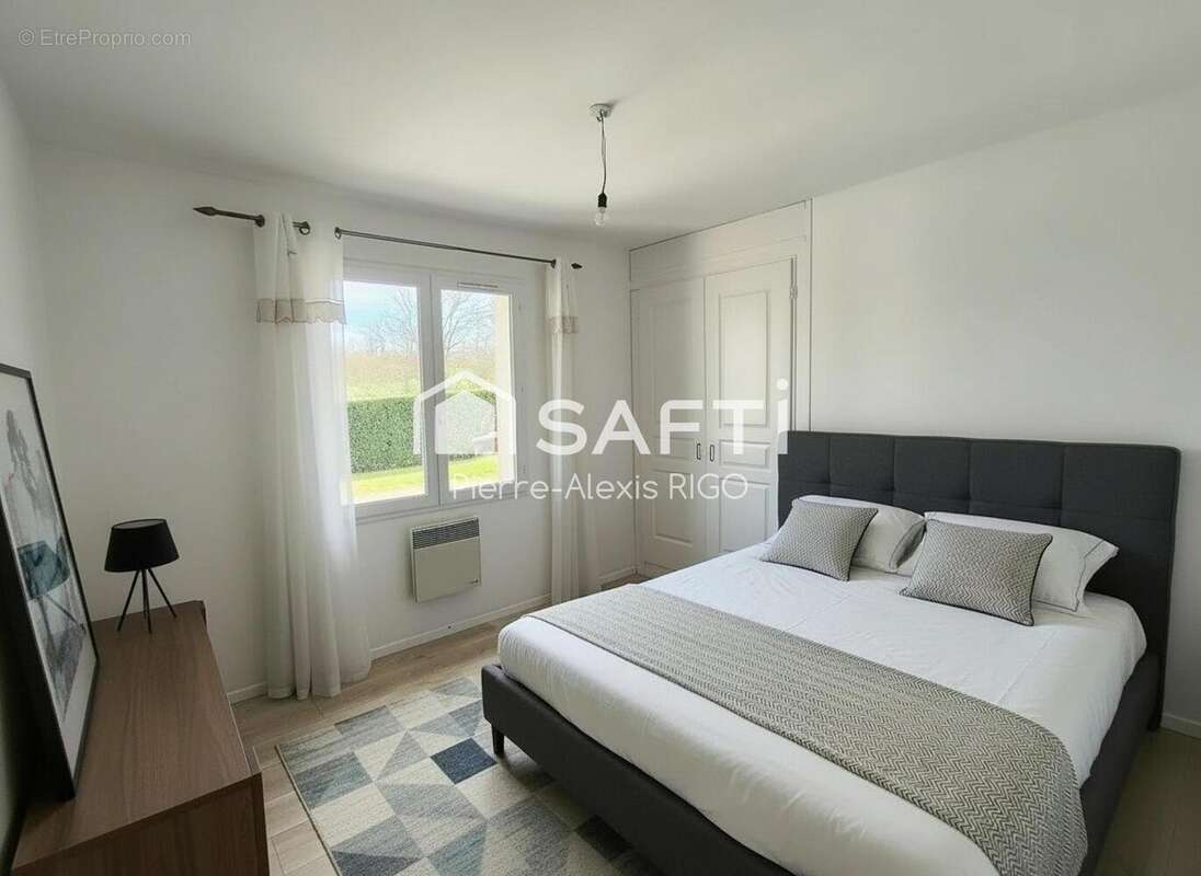Maison 89 m² à Agnac  - photo 5