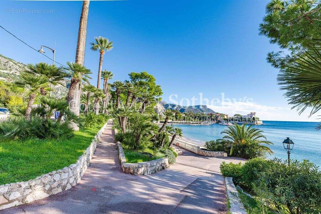 Appartement à BEAULIEU-SUR-MER