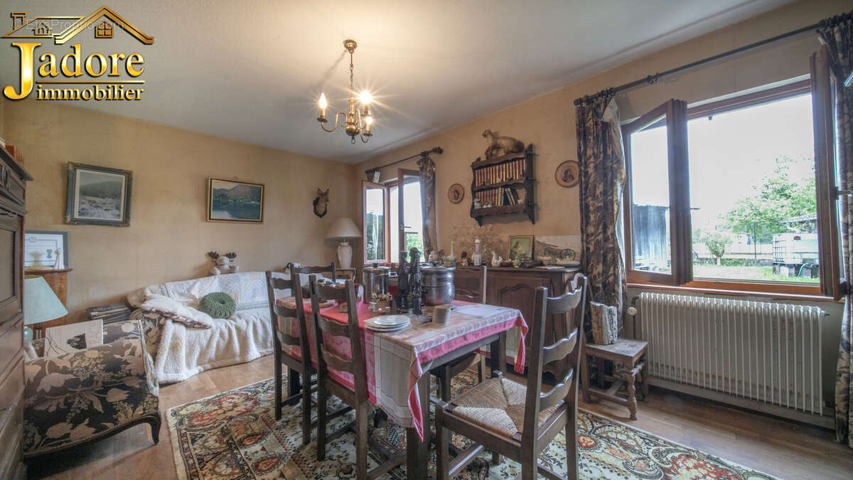 Maison à ANOULD