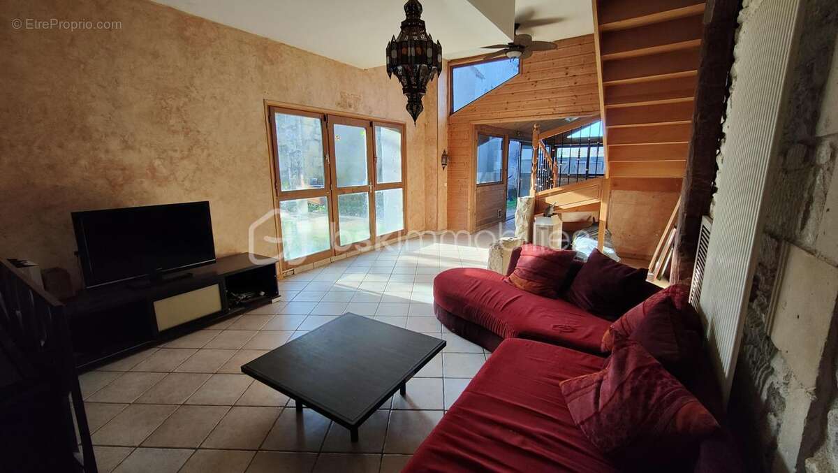 Maison à TRONSANGES