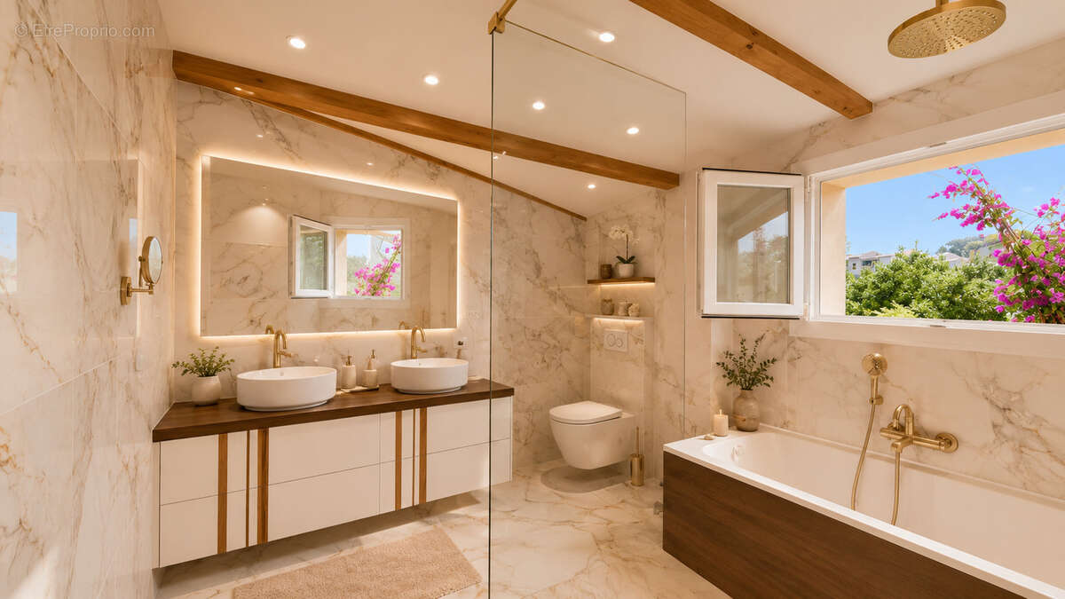 Appartement à VALLAURIS