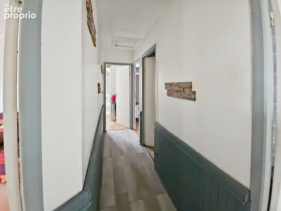 VDO-Secteur CHAMBÉRY-Maison-T5-Parking-Jardin - photo 2