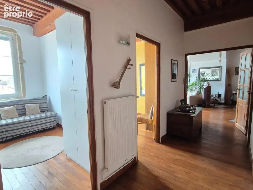 Cœur Croix-Rousse – Dernier étage – Appartement canut de charme - photo 10