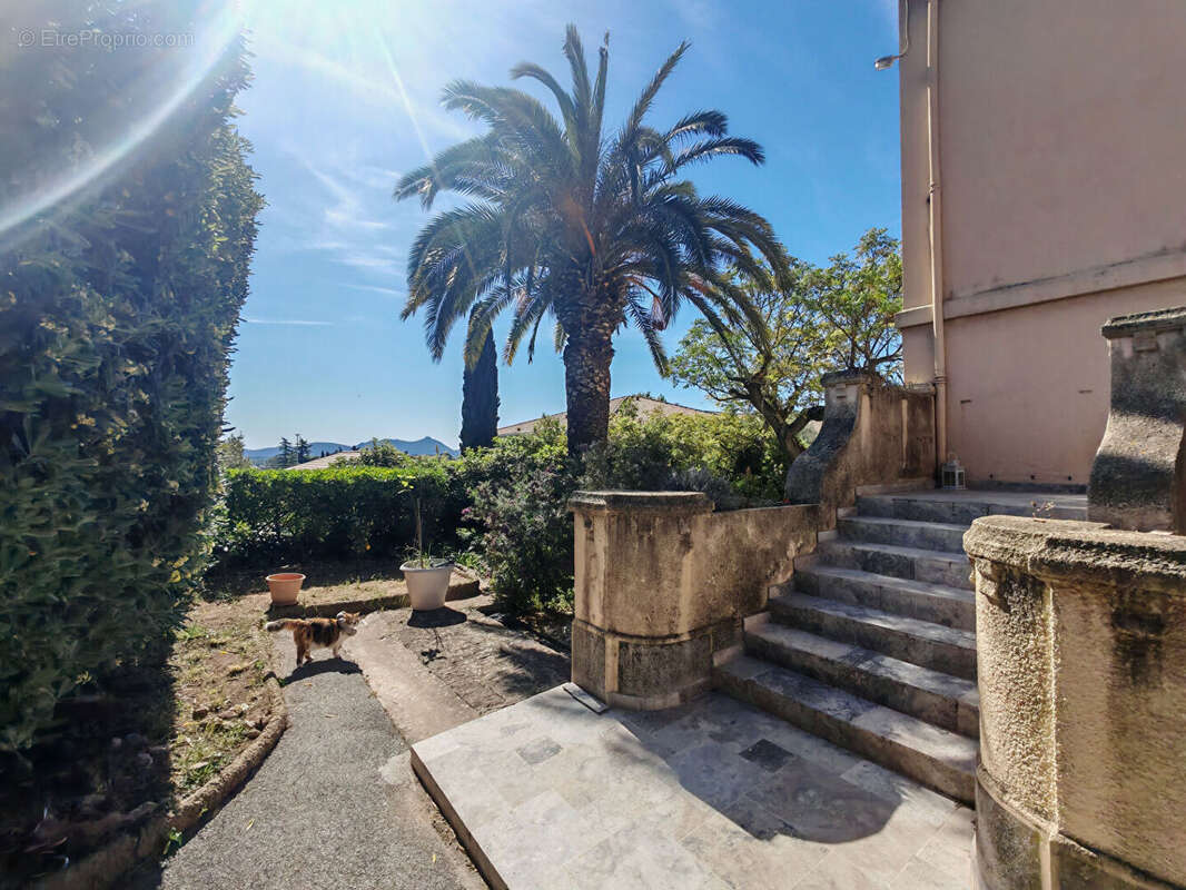 Maison à LA FARLEDE