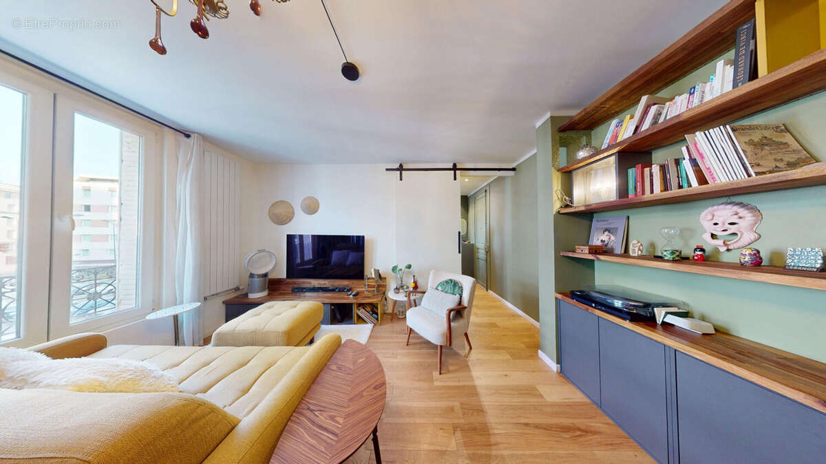 Appartement à SAINT-DENIS