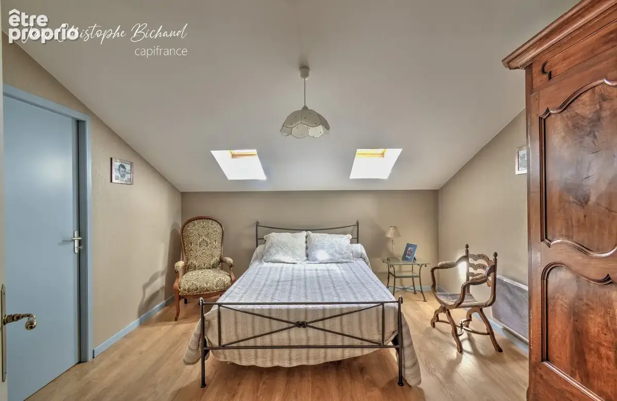 Maison familiale de 169 m² – 5 chambres – Terrain de 910 m² – Chaponost - photo 21