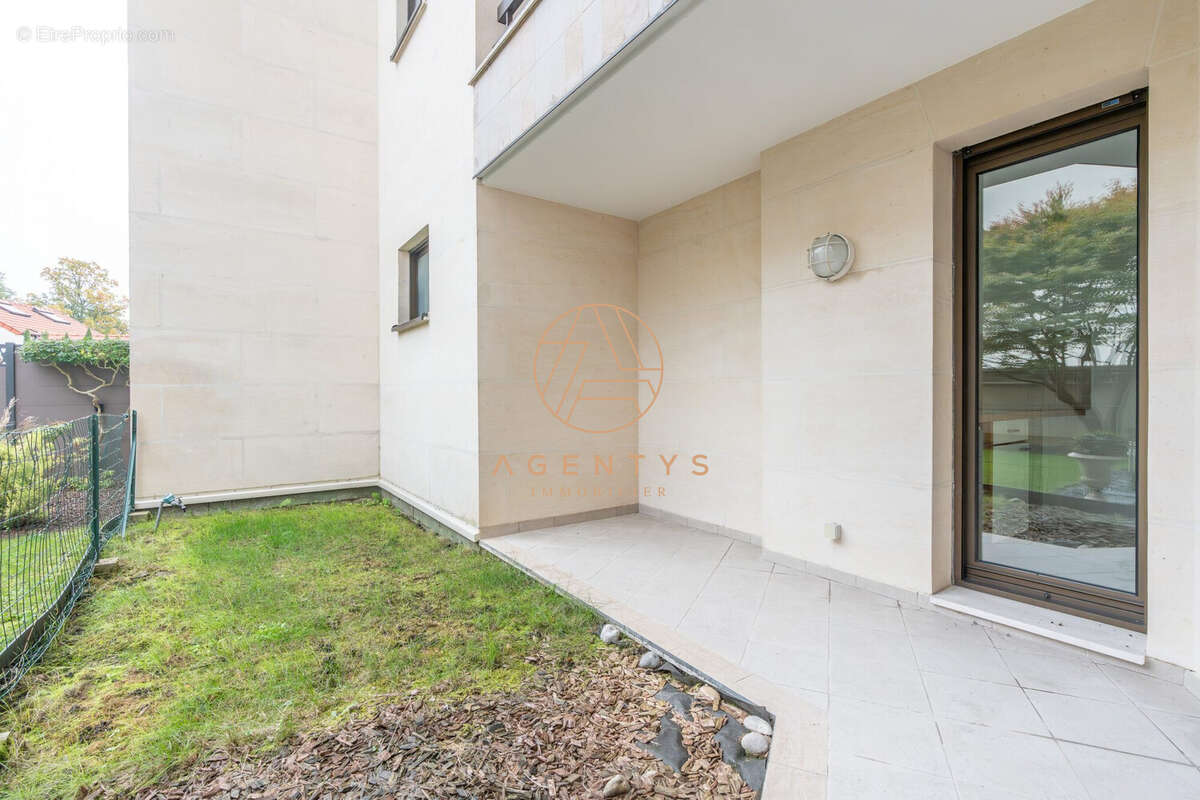 Appartement à LE PERREUX-SUR-MARNE