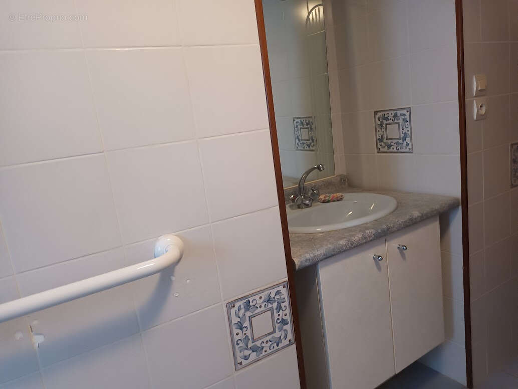 Maison à VILLARDONNEL